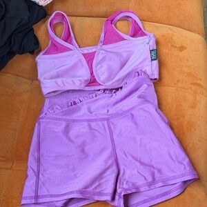 Tiger Friday set AXS— pink shade is slightly different; great condition